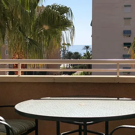 شقة Precioso En Urbanizacion Junto Al Mar. لقنت